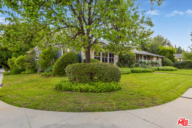 4944 Texhoma Avenue photo 2