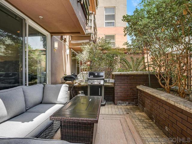 1225 Island Ave, San Diego CA: https://media.crmls.org/mediaz/d1c891b5-9b01-4af5-8572-1dd8735d1e7f.jpg