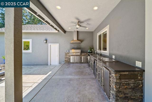 100 Alderwood Rd, Walnut Creek CA: https://media.crmls.org/mediaz/d1c8a5e2-2119-4dbd-b75f-14f1ef34fb36.jpg
