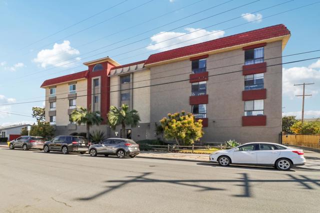 Image 1 of 25 For 3535 Monroe Avenue 5