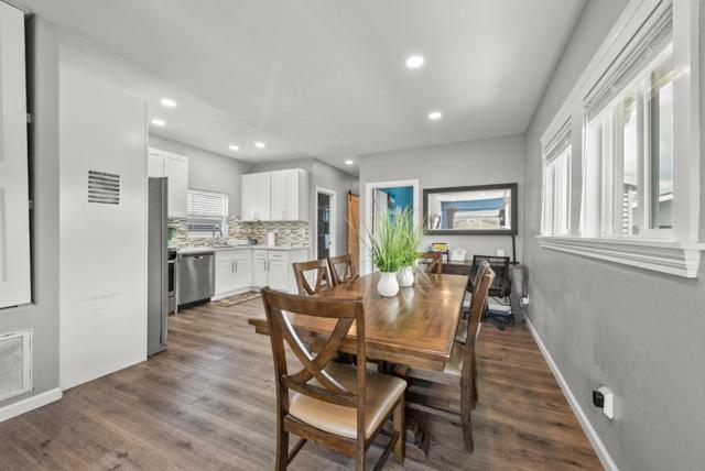 10191021 83rd Avenue, Oakland CA: https://media.crmls.org/mediaz/d1ca24b0-aa55-429f-926d-4bc40b279baf.jpg