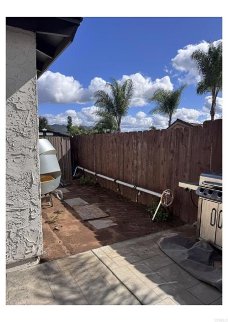 Detail Gallery Image 15 of 24 For 1660 Meadow Road, El Cajon,  CA 92021 - 3 Beds | 2 Baths