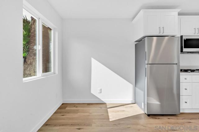 4922 Muir Ave, San Diego CA: https://media.crmls.org/mediaz/d1cabad5-6f39-4965-93e8-becaa65ced86.jpg