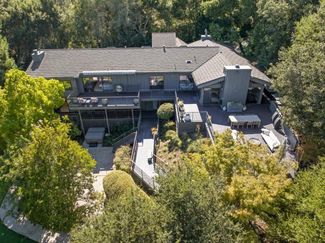 27464 Altamont Road, Los Altos Hills CA: https://media.crmls.org/mediaz/d1cbebe2-c9a6-4e5c-8d35-48ad3ec40506.jpg