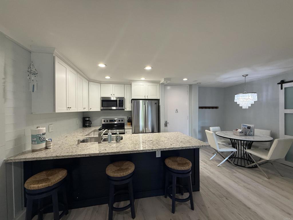 999 Pacific Street - photo 2