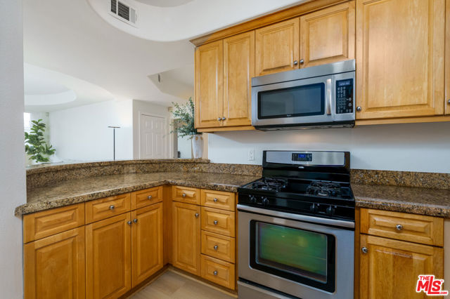 4400 Cartwright Avenue, 203 photo 7