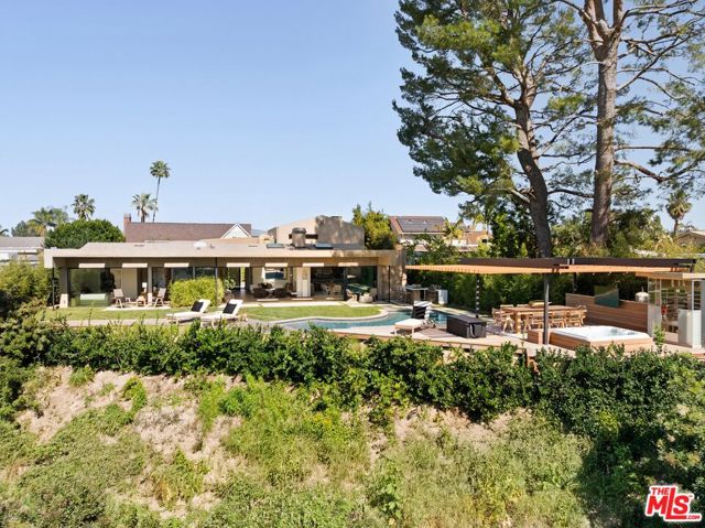 Image 20 of 21 For 3565 Crownridge Drive