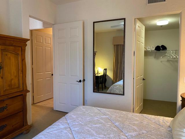 BEEVE - MASTER BEDROOM WALK IN