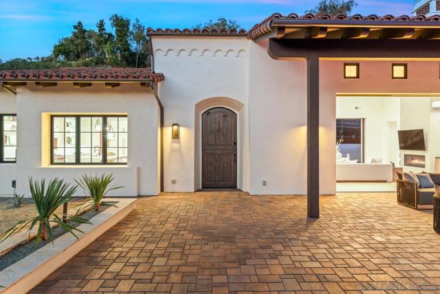 5758 Las Palomas, Rancho Santa Fe CA: https://media.crmls.org/mediaz/d1d2f471-7b8b-45be-922b-e08c7f748f04.jpg