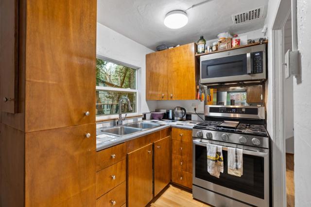 15725 Kings Creek Road, Boulder Creek CA: https://media.crmls.org/mediaz/d1d335e1-0f6d-4af8-bf9c-8f8a56f2a451.jpg