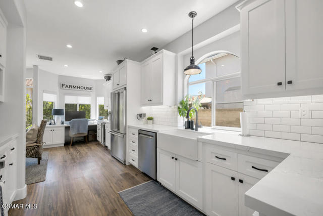 1847 Fox Springs Circle, Newbury Park CA: https://media.crmls.org/mediaz/d1d366d7-566d-453a-bcfa-87438861973c.jpg