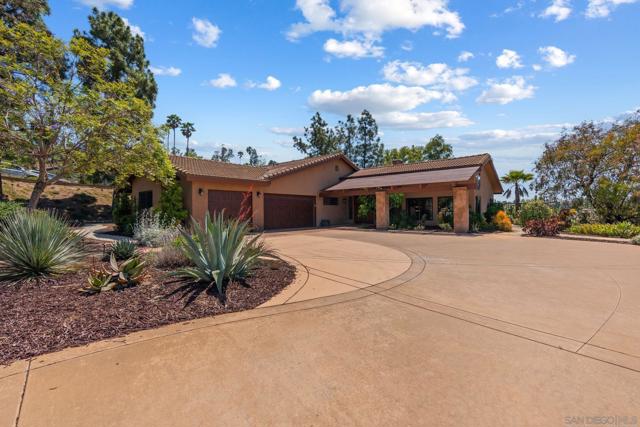 17758 Del Paso Drive, Poway CA: https://media.crmls.org/mediaz/d1d49553-f551-4050-b5d8-2f3bb550392e.jpg