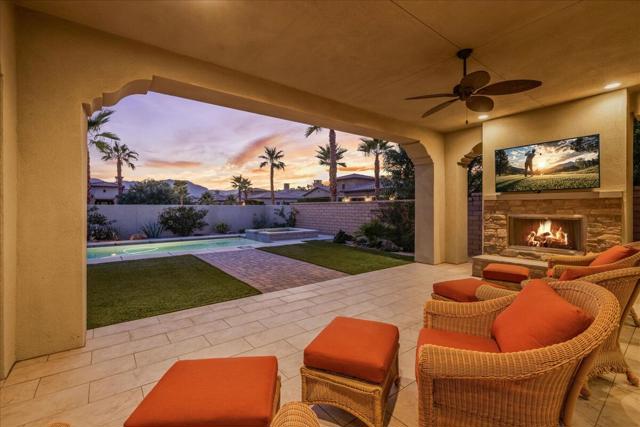 55120 Autumn Valley Court, La Quinta CA: https://media.crmls.org/mediaz/d1d6bb06-0491-440b-8c75-de02a06dad93.jpg