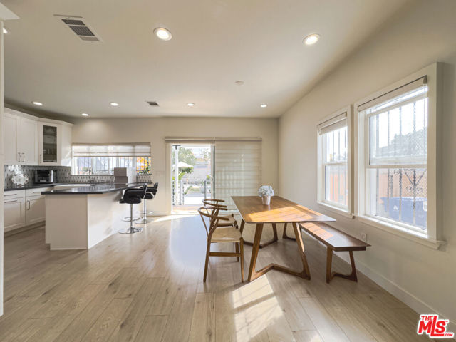 1026 Westchester Place, Los Angeles CA: https://media.crmls.org/mediaz/d1d6e471-fad1-43dd-aac0-703141f825b8.jpg