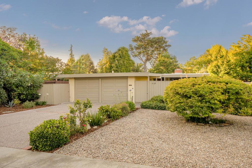 3129 Stelling Drive