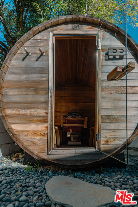 MLS #25503537 img 30