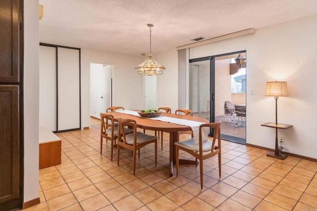 Detail Gallery Image 19 of 48 For 634 via Santa Cruz, Vista,  CA 92081 - 2 Beds | 2 Baths