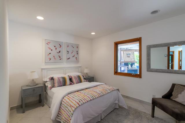 3160 Louis Road, Palo Alto CA: https://media.crmls.org/mediaz/d1da8069-2fc6-42f7-a46a-8e62df9aadbc.jpg