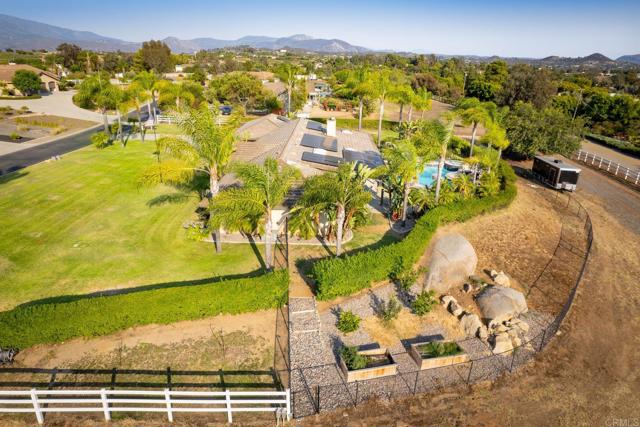 Detail Gallery Image 36 of 43 For 13861 Nicoles Vista, Valley Center,  CA 92082 - 3 Beds | 3 Baths