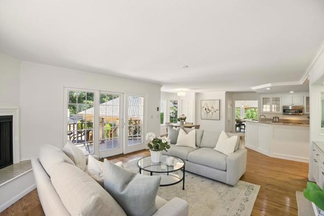 11633 Dawson Drive, Los Altos Hills CA: https://media.crmls.org/mediaz/d1dc3dd2-305b-4550-80a7-965408412193.jpg