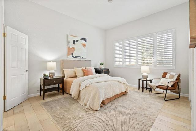 550 El Camino Real, Burlingame CA: https://media.crmls.org/mediaz/d1dd0781-d49a-4305-879f-289dc80f636f.jpg