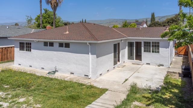 2749 Scottsdale Drive, San Jose CA: https://media.crmls.org/mediaz/d1de017f-698b-4141-8b1e-c3d688125b5f.jpg