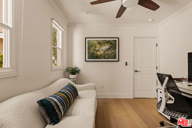 7219 Dunfield Avenue, Los Angeles CA: https://media.crmls.org/mediaz/d1de2ddd-a480-461f-ab6e-8f4f8fee4230.jpg