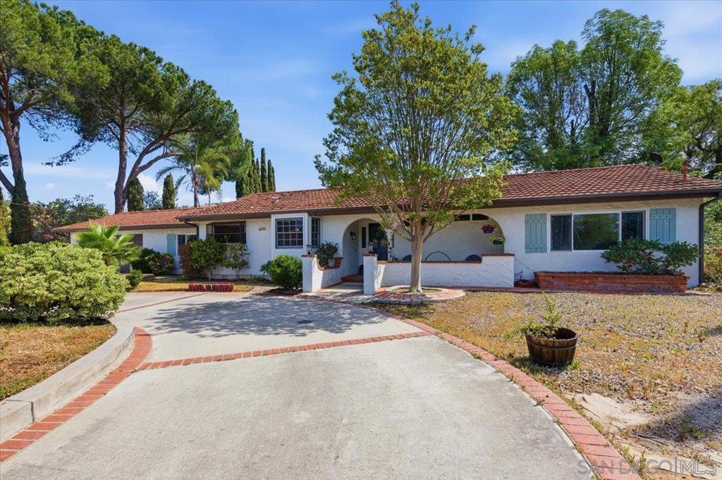 14270 Hacienda - photo 10