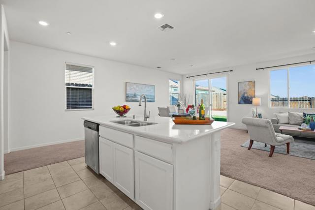 8189 Scrimshaw Way, Sacramento CA: https://media.crmls.org/mediaz/d1e18409-79b9-422b-b37b-ab6250fec610.jpg