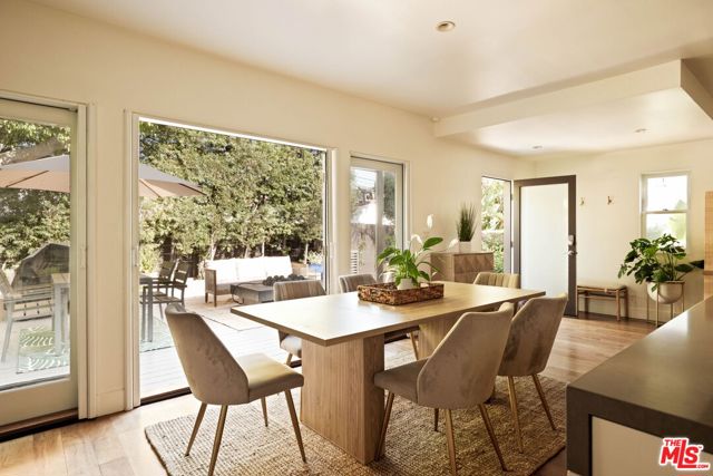 3009 Carter Avenue photo 8
