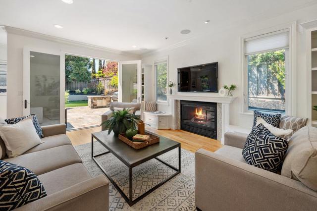 1509 Los Montes Drive, Burlingame CA: https://media.crmls.org/mediaz/d1e2459b-ebec-4f0d-8db0-3d0506b1b2d7.jpg