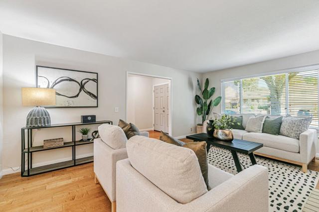 5186 Sunny Creek Drive, San Jose CA: https://media.crmls.org/mediaz/d1e25888-5a01-4e9a-9d19-8fc53dd393ce.jpg