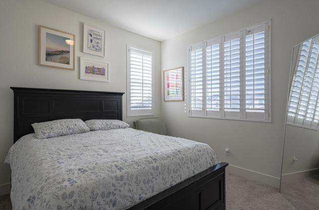 477 Marina Heights Drive, Marina CA: https://media.crmls.org/mediaz/d1e42b76-db60-4c3d-9160-d8e3aedc1b26.jpg