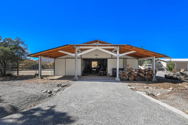 Image 36 of 47 For 67079 Ribbonwood Drive