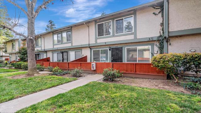655 Balfour Drive, San Jose CA: https://media.crmls.org/mediaz/d1e59817-5841-4e59-8f27-7364b60904f9.jpg