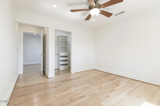 8857 Bluffdale Dr, Sun Valley CA: https://media.crmls.org/mediaz/d1e69a7b-e24b-4fe4-9894-3328a4e4b632.jpg