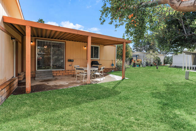1223 Via Yolo, Cathedral City CA: https://media.crmls.org/mediaz/d1e6b046-f91f-46ec-bb50-4863c7e16f79.jpg