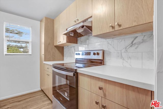 1753 Roman Avenue, Camarillo CA: https://media.crmls.org/mediaz/d1e7c018-d274-4533-bfd6-6e749e1860a9.jpg