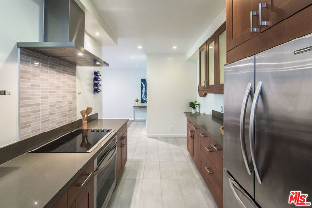 16601 Marquez Avenue, 103 photo 7