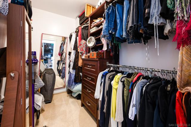 405 Langley St, San Diego CA: https://media.crmls.org/mediaz/d1e80e16-f07d-40a9-9587-6d96b9f8704a.jpg