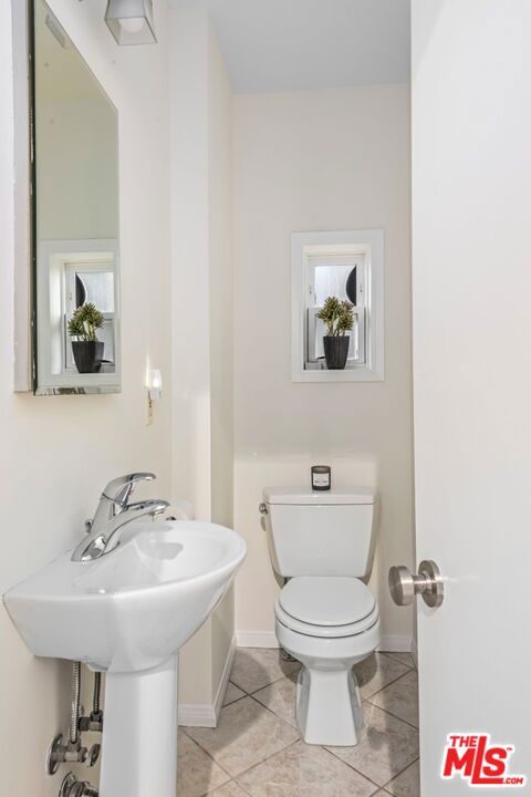 3736 Clayton Avenue, Los Angeles CA: https://media.crmls.org/mediaz/d1e90613-b43d-4708-99ac-c2efd3c31b97.jpg