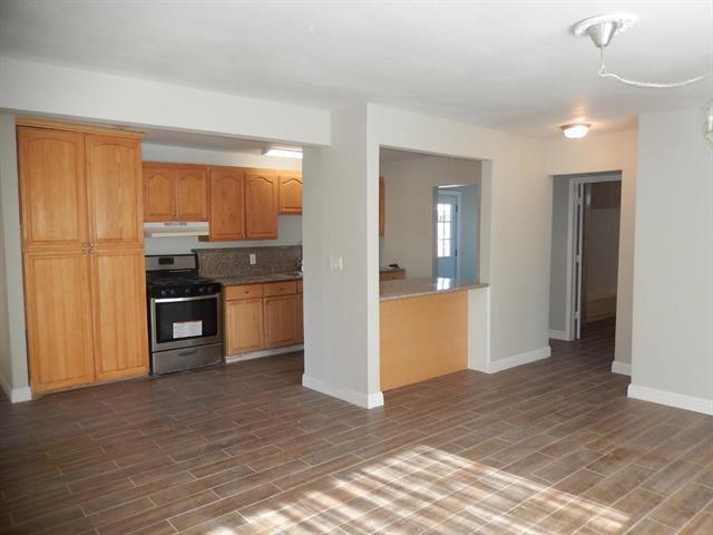 1579 Michigan Avenue,  CA: https://media.crmls.org/mediaz/d1e91417-93e6-40a8-8aa0-62cd51e0f7d0.jpg