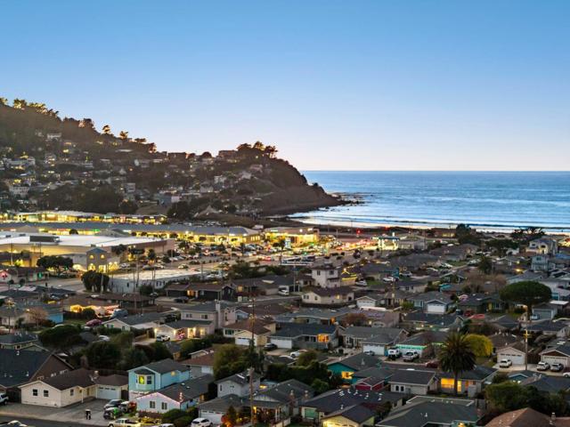 229 Marvilla Circle, Pacifica CA: https://media.crmls.org/mediaz/d1eb5b06-035d-48d7-b8a5-20e38eef07f8.jpg