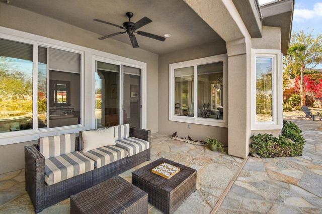 81196 Victoria Lane, La Quinta CA: https://media.crmls.org/mediaz/d1eb9444-a158-4c18-a32f-2aeb596c661f.jpg