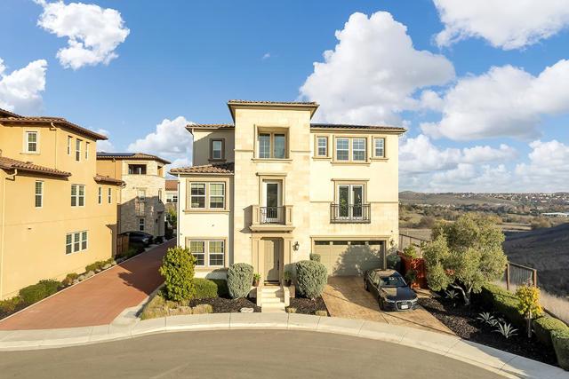 600 Thyme Way, San Ramon CA: https://media.crmls.org/mediaz/d1eb9b25-169b-40d3-94f5-2276de623162.jpg