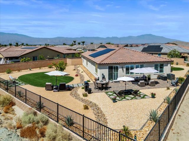 42940 Ascona Lane, Indio CA: https://media.crmls.org/mediaz/d1ebd881-2088-47e3-9e07-7514b12011e5.jpg