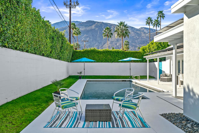 1175 E San Lucas Road, Palm Springs CA: https://media.crmls.org/mediaz/d1ecbd8c-8ef3-48b4-b77e-ff846657b863.jpg