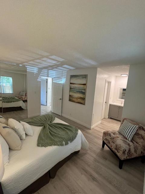 38500 Paseo Padre Pkwy, Fremont CA: https://media.crmls.org/mediaz/d1ecc19d-e366-4c6c-a9a9-445afb5a0a63.jpg
