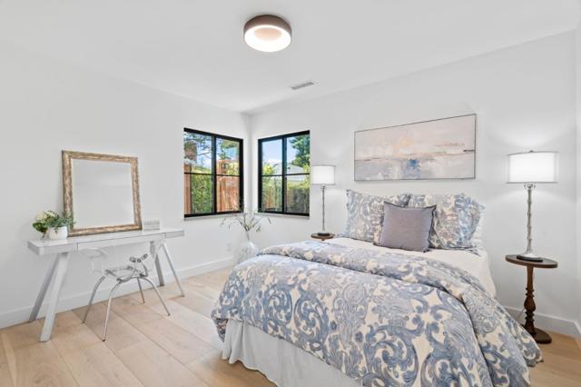 2330 Sierra Court, Palo Alto CA: https://media.crmls.org/mediaz/d1ed0e47-9991-44ab-a9ce-60ff74bbaea0.jpg