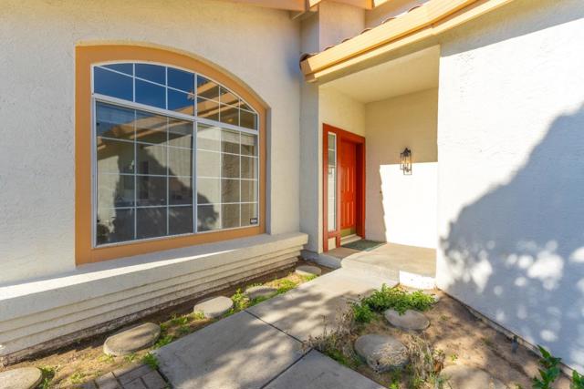 3245 Estrella Del Mar Way, Marina CA: https://media.crmls.org/mediaz/d1ed3494-4a0f-4c15-8aa3-7bdd832d6596.jpg